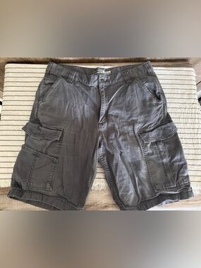 Carhartt Men's Cargo Shorts in Charcoal Gray